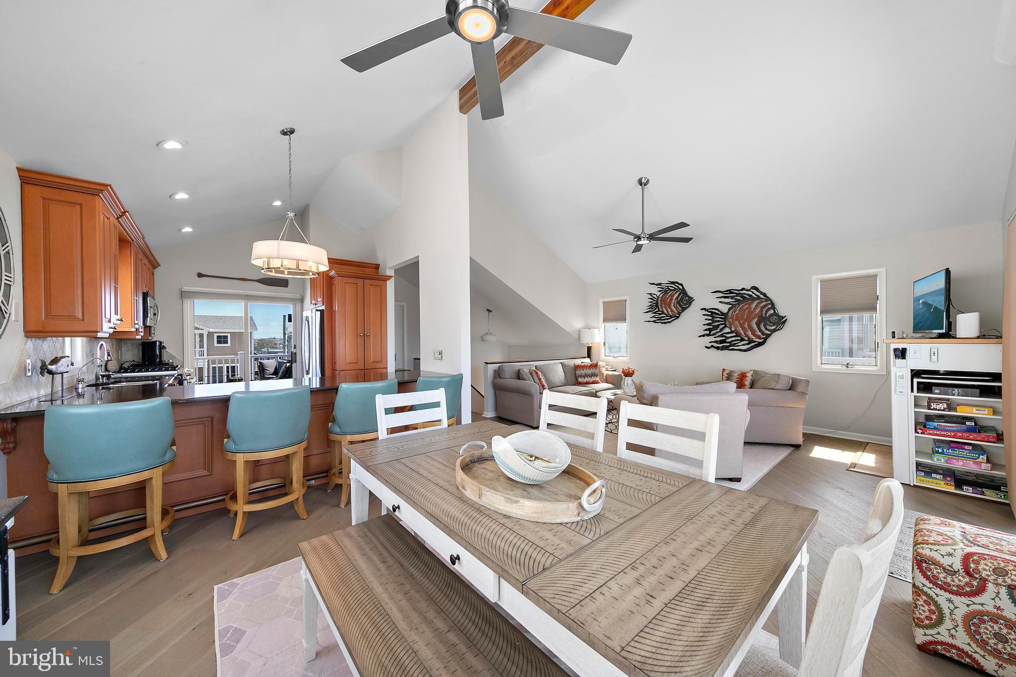 218 W 27TH STREET