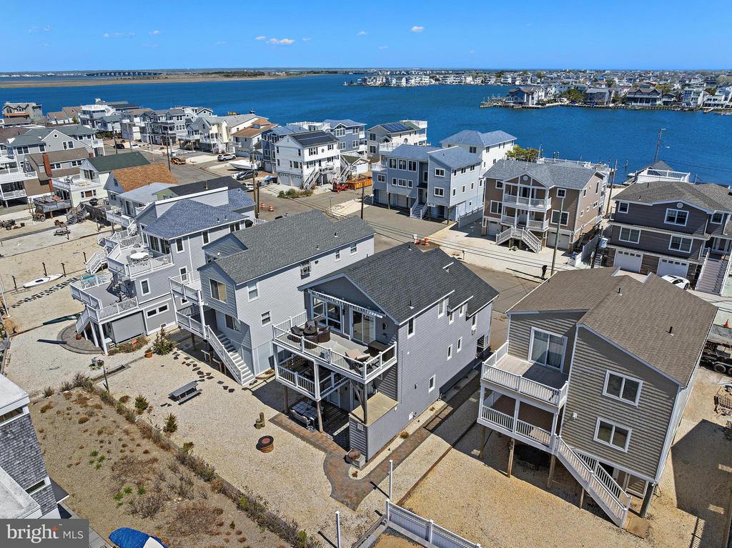 218 W 27TH STREET
