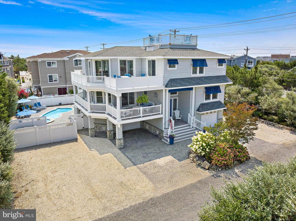 51 LONG BEACH BLVD A