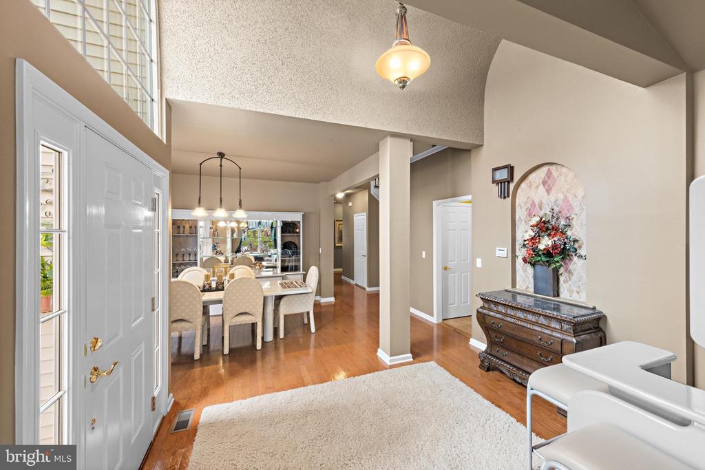 20 SPRING LAKE BOULEVARD