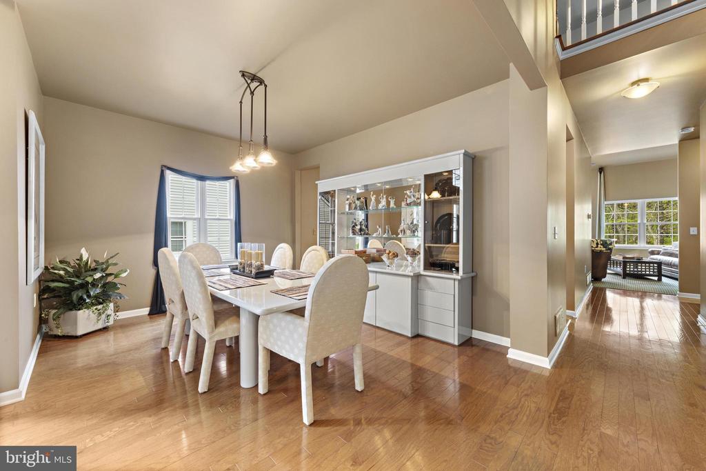 20 SPRING LAKE BOULEVARD