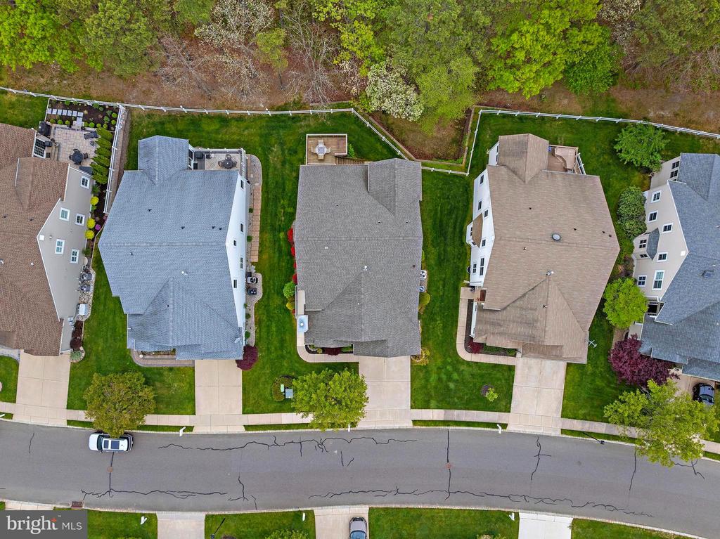 20 SPRING LAKE BOULEVARD