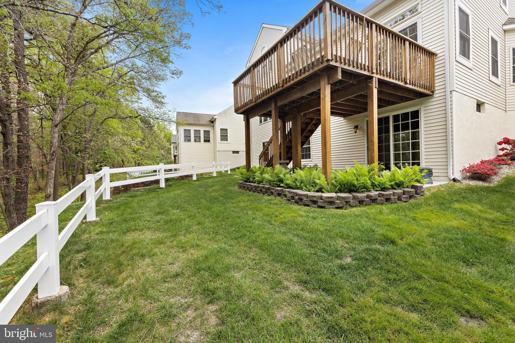 20 SPRING LAKE BOULEVARD