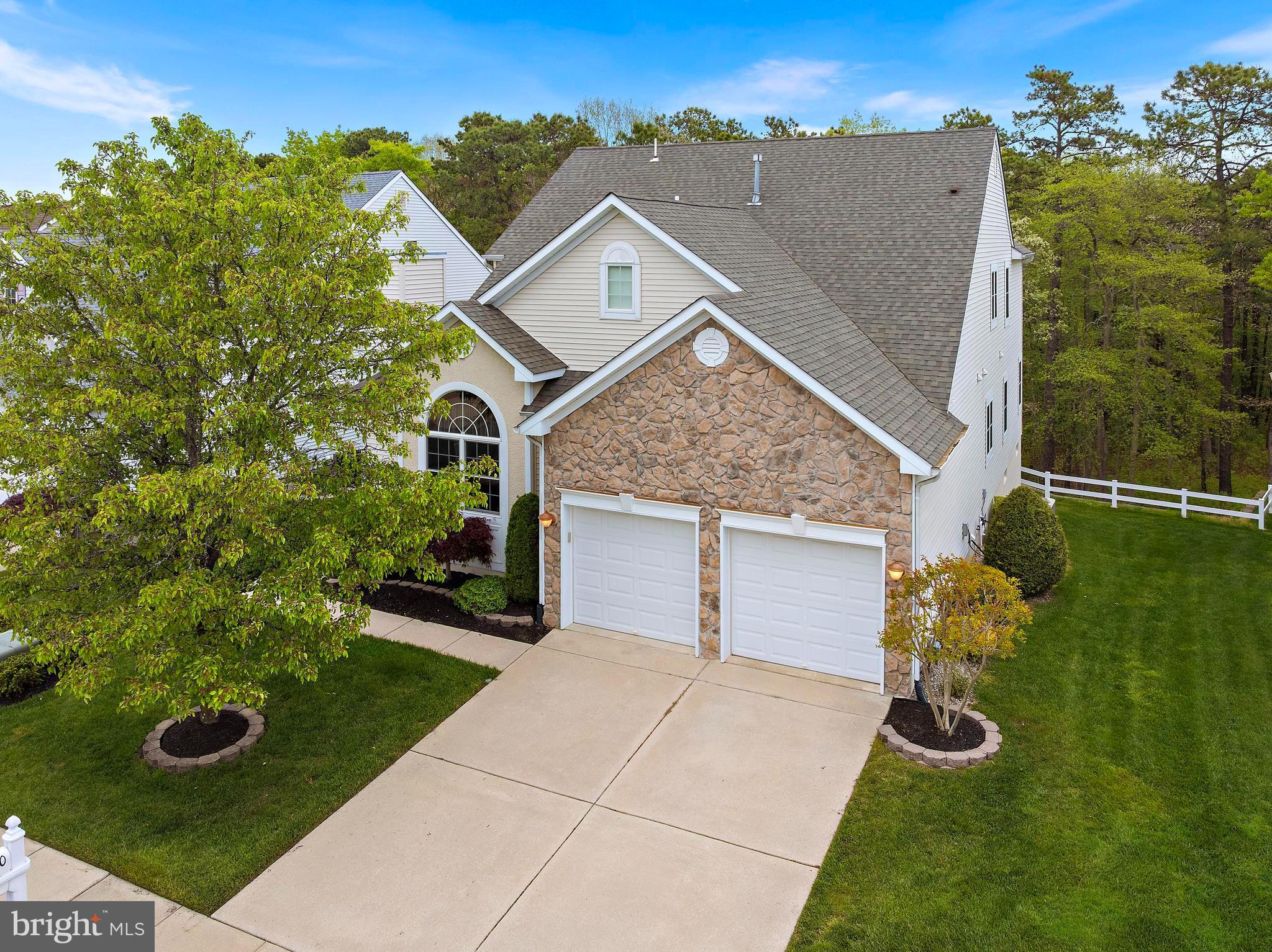20 SPRING LAKE BOULEVARD