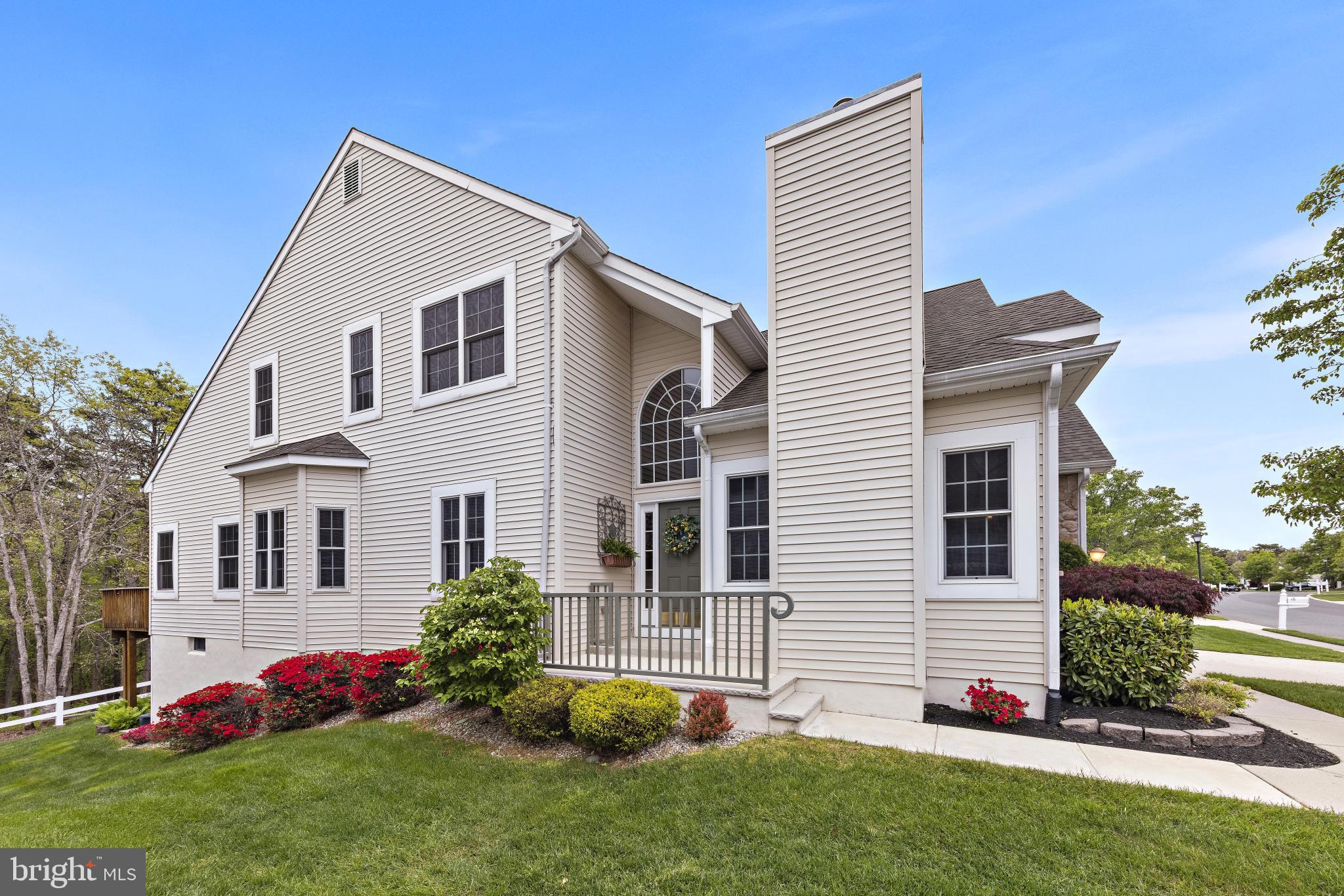 20 SPRING LAKE BOULEVARD