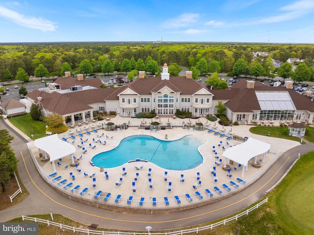 20 SPRING LAKE BOULEVARD