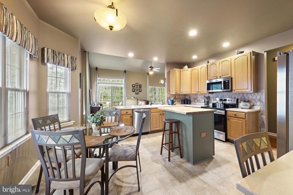 20 SPRING LAKE BOULEVARD