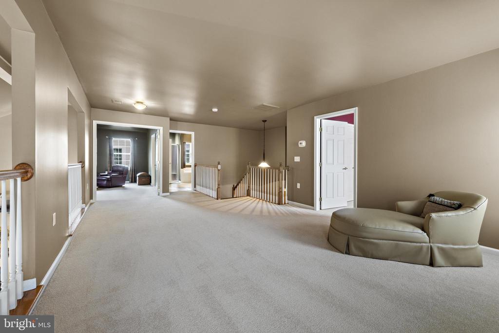 20 SPRING LAKE BOULEVARD
