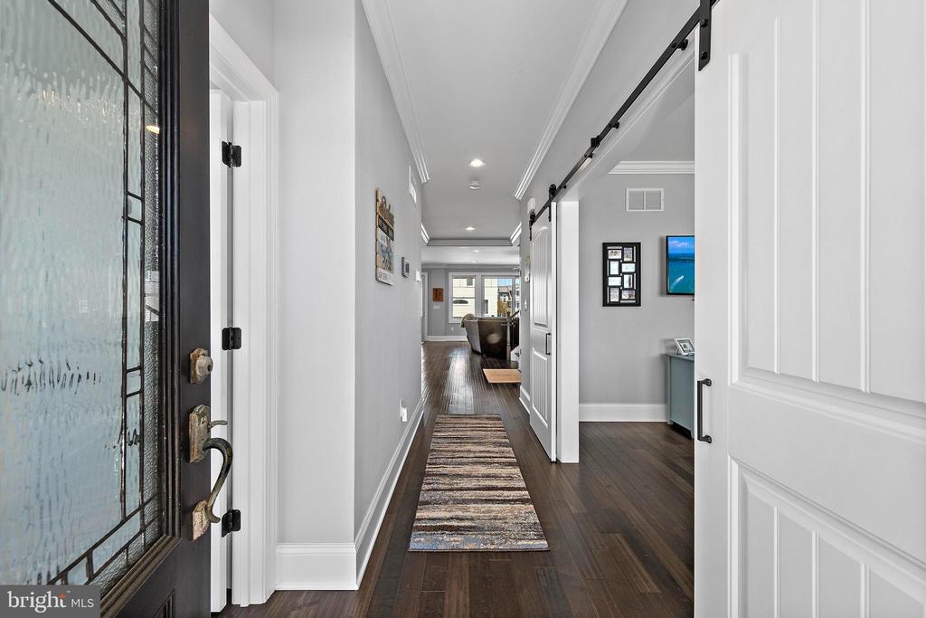 231 N 8TH STREET