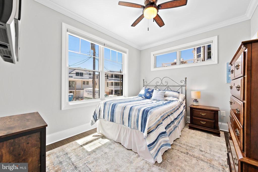 231 N 8TH STREET