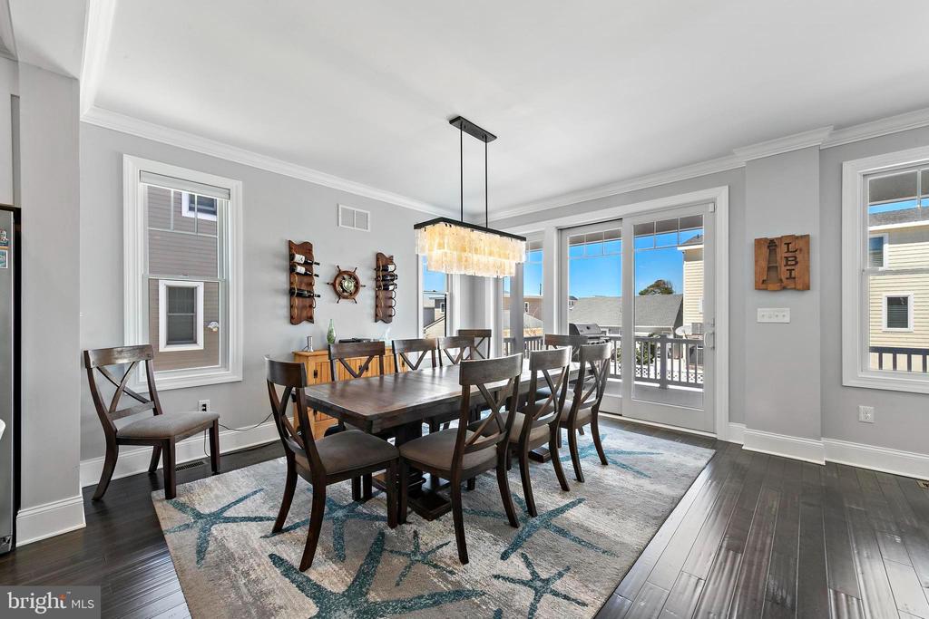 231 N 8TH STREET