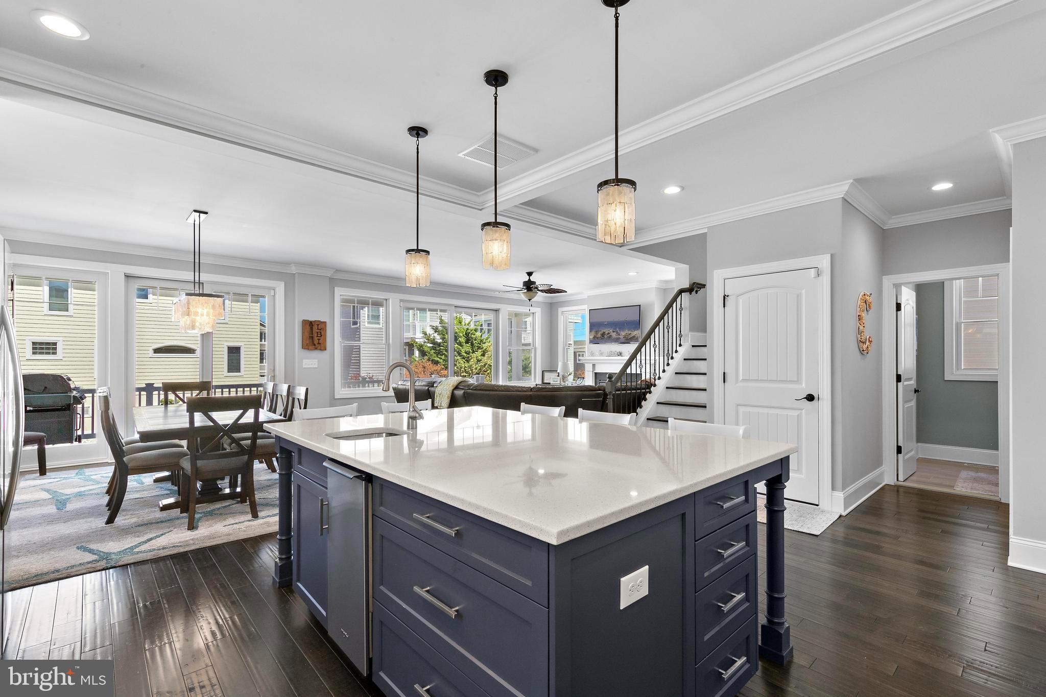 231 N 8TH STREET