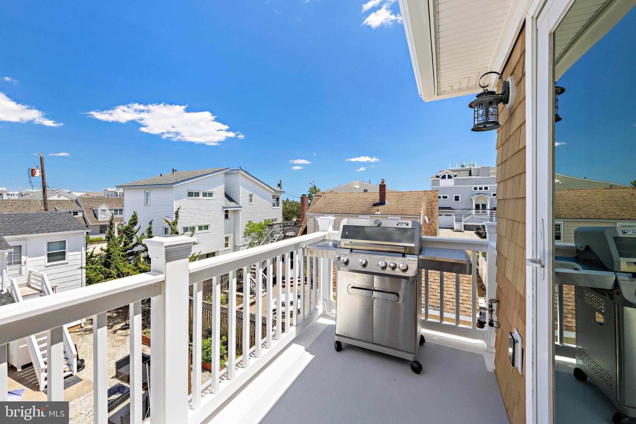 23 E 42ND STREET