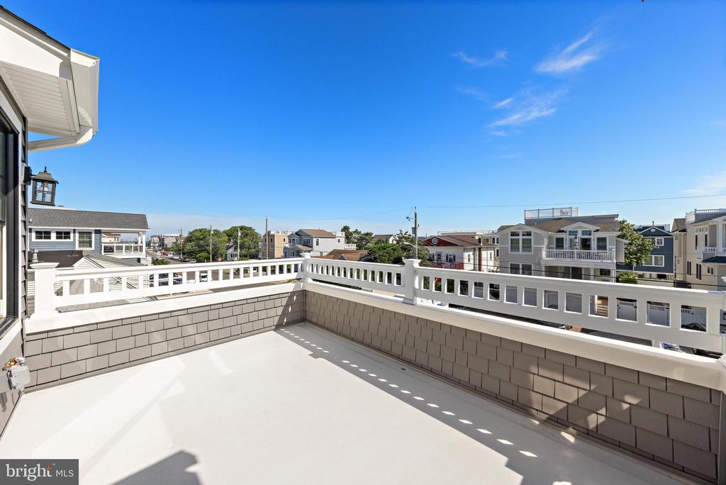 7 E 19TH STREET
