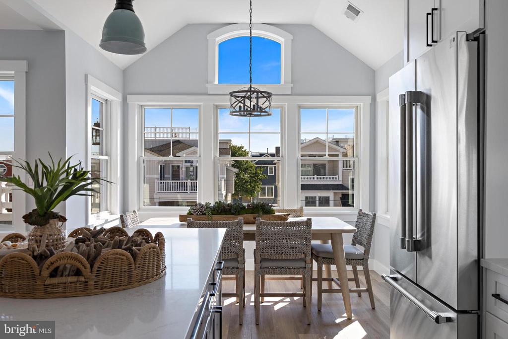 7 E 19TH STREET
