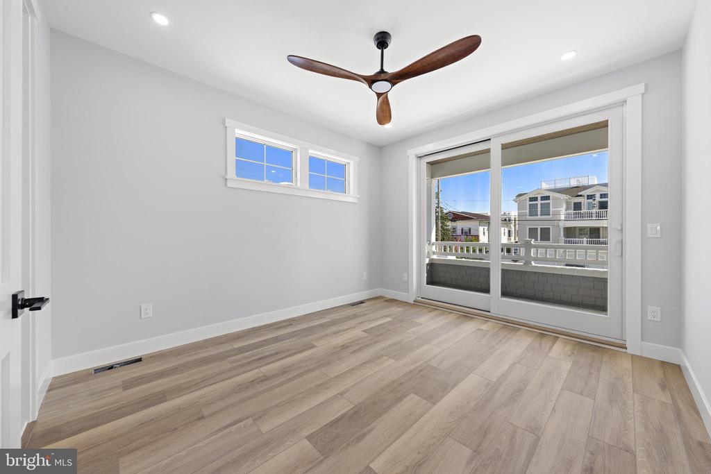7 E 19TH STREET