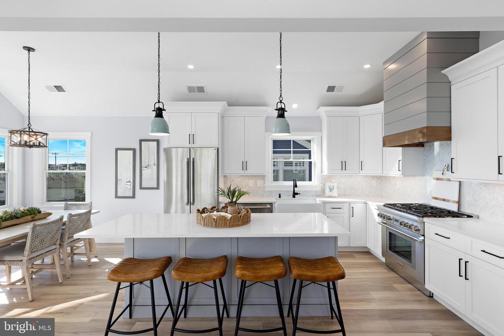 7 E 19TH STREET