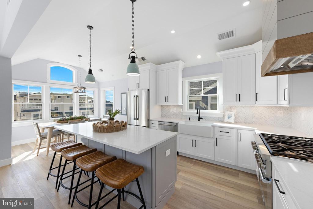 7 E 19TH STREET
