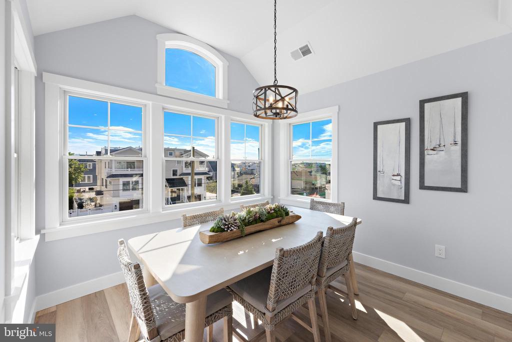 7 E 19TH STREET