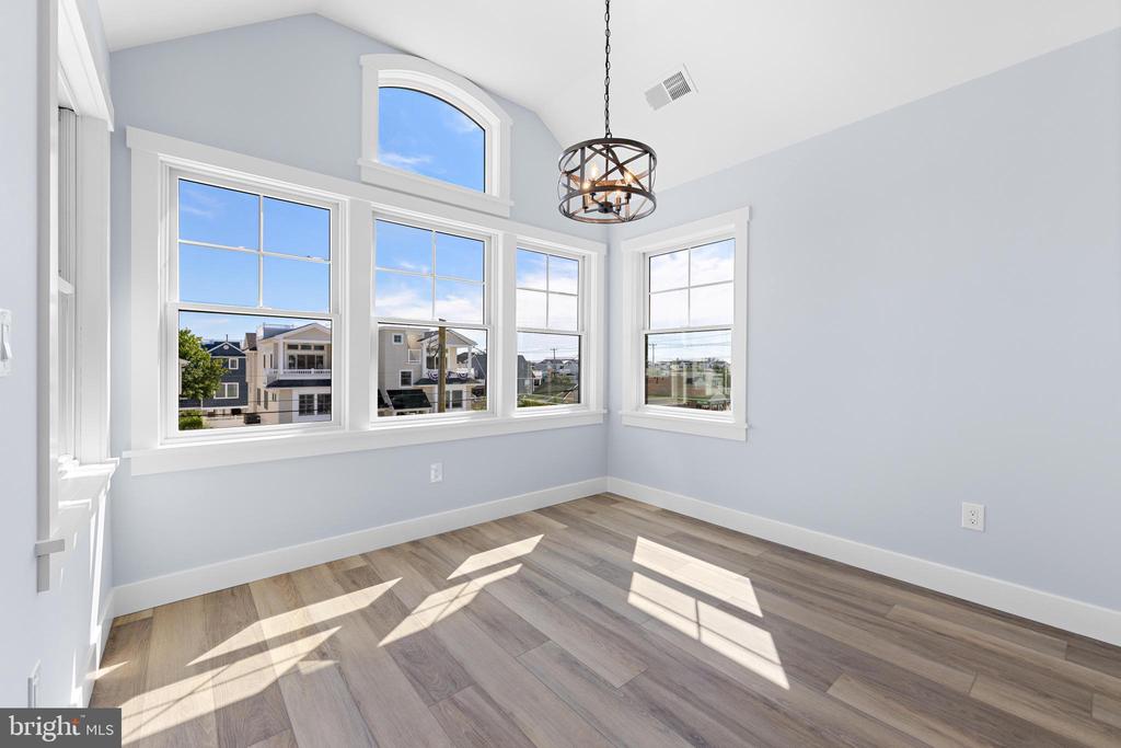 7 E 19TH STREET