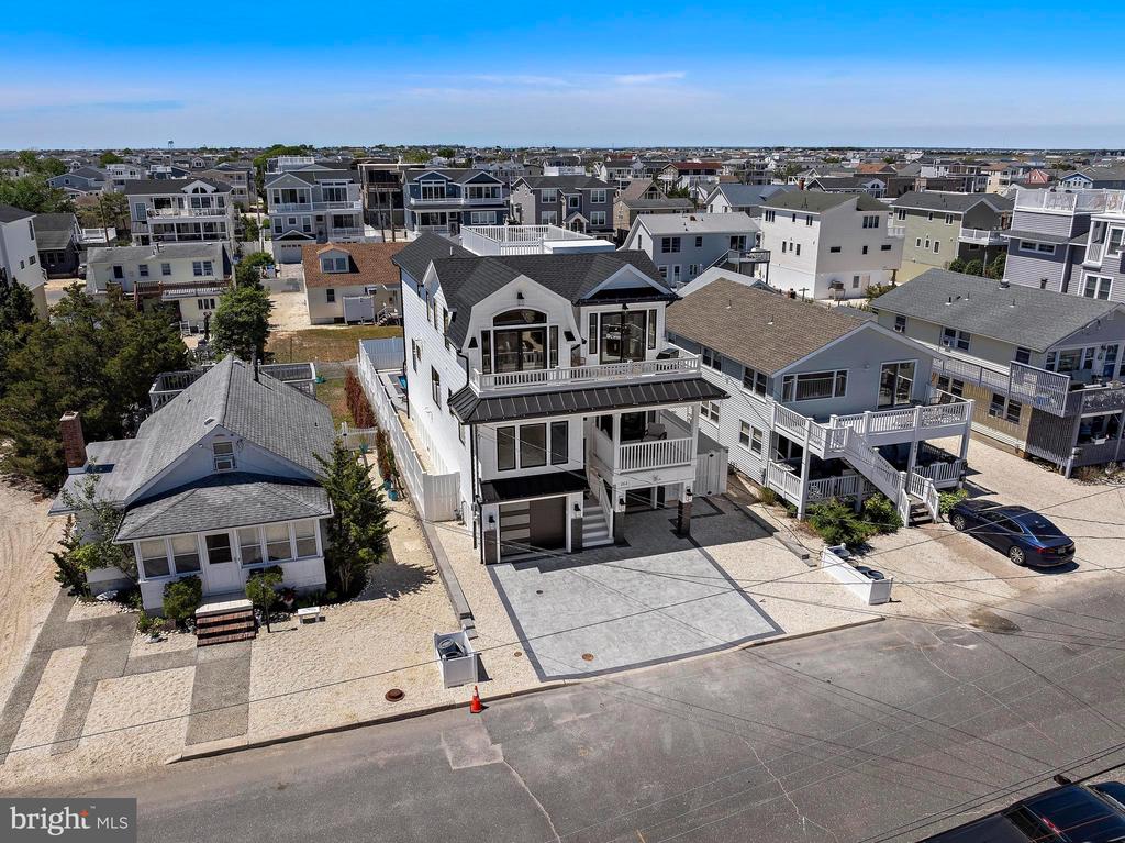 262 N 14TH STREET