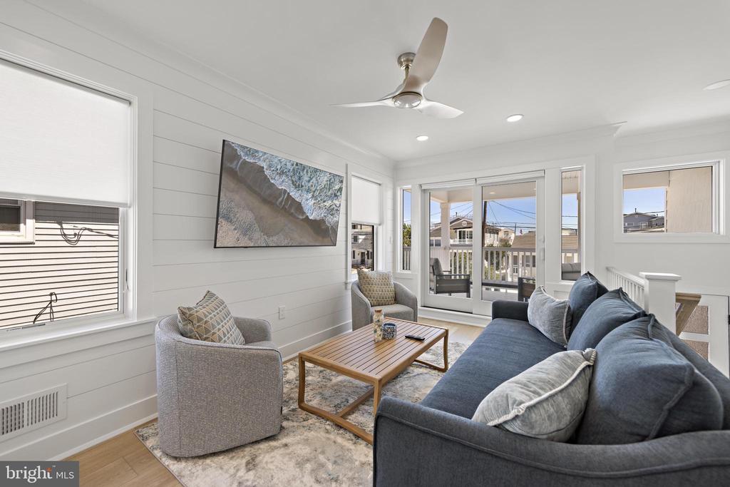 262 N 14TH STREET