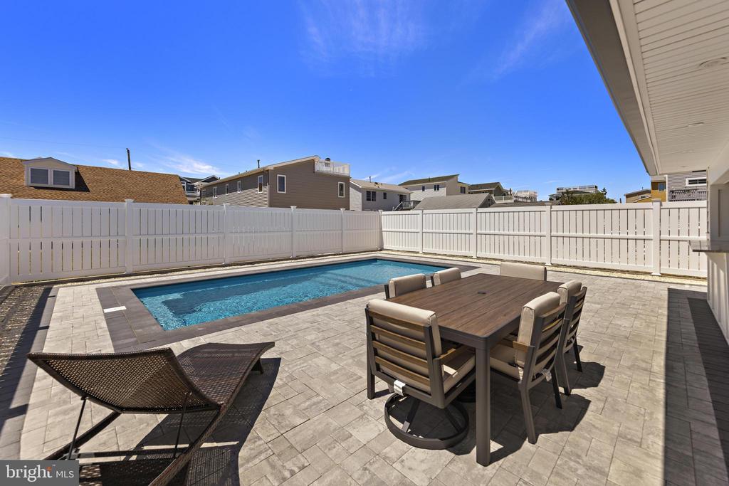262 N 14TH STREET