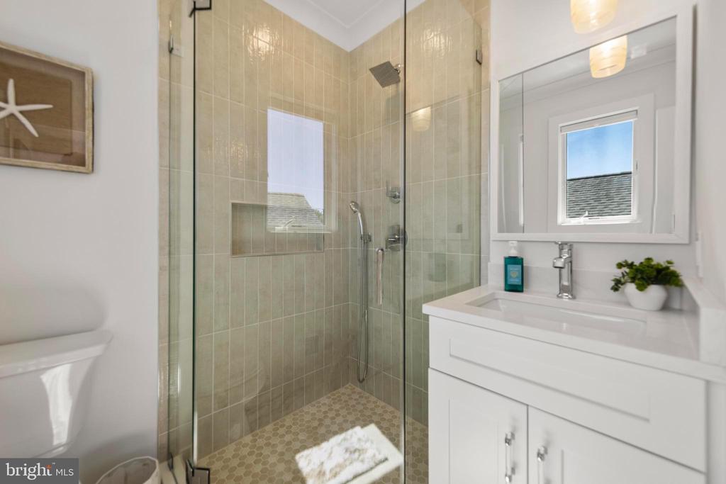 262 N 14TH STREET