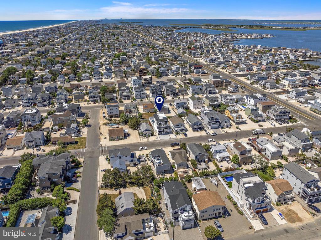 262 N 14TH STREET