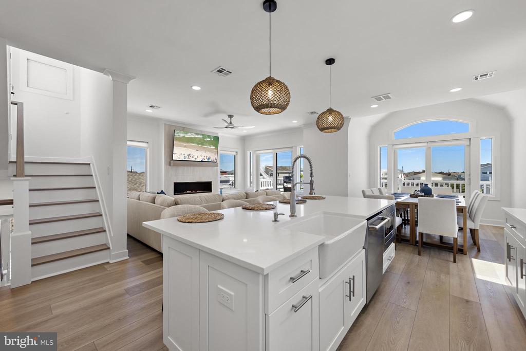262 N 14TH STREET