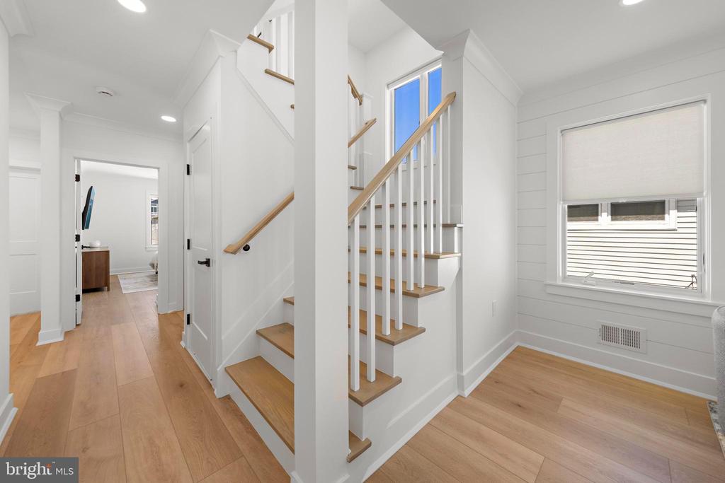 262 N 14TH STREET