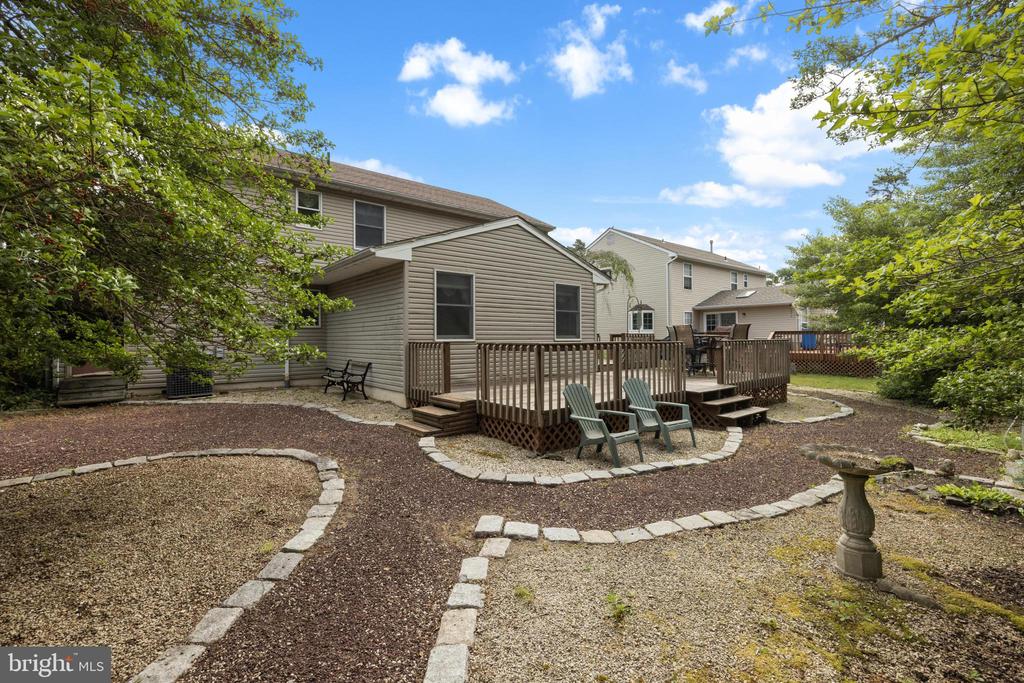 146 W HOLLY LANE
