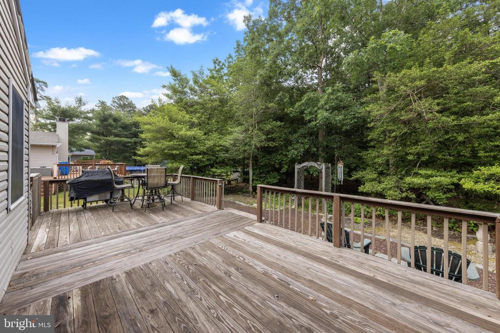 146 W HOLLY LANE