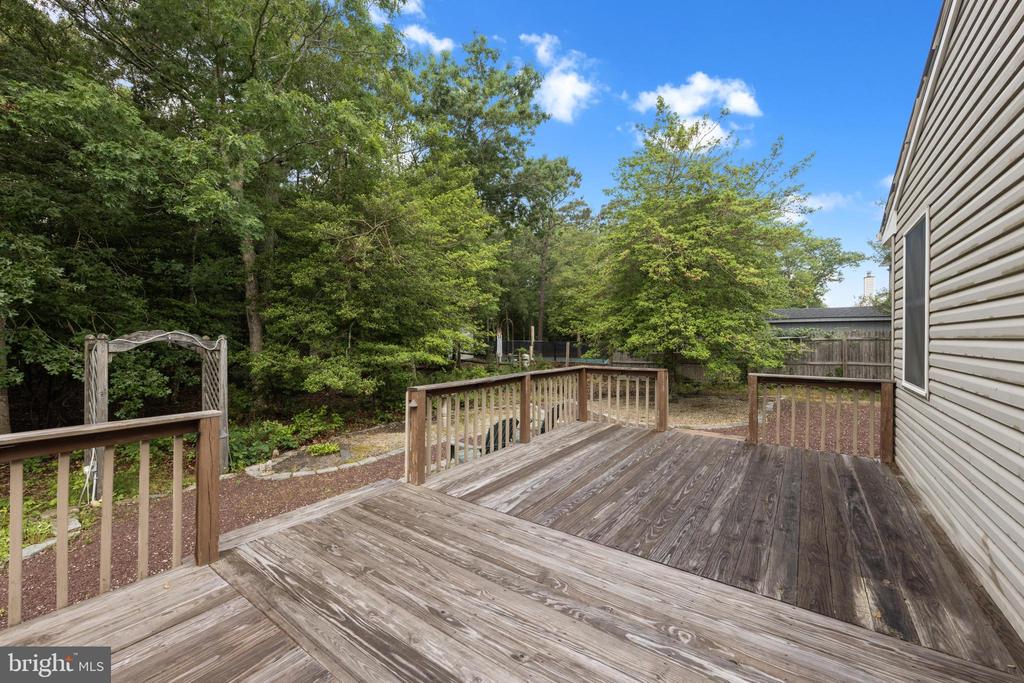 146 W HOLLY LANE