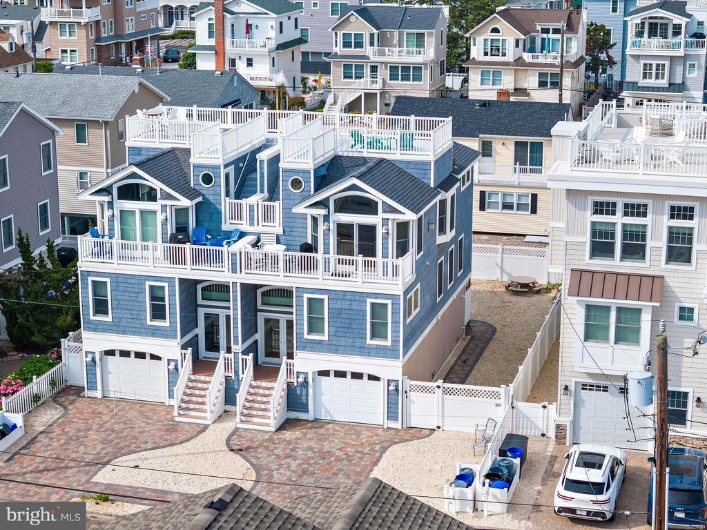103 E LILLIE AVENUE U-B