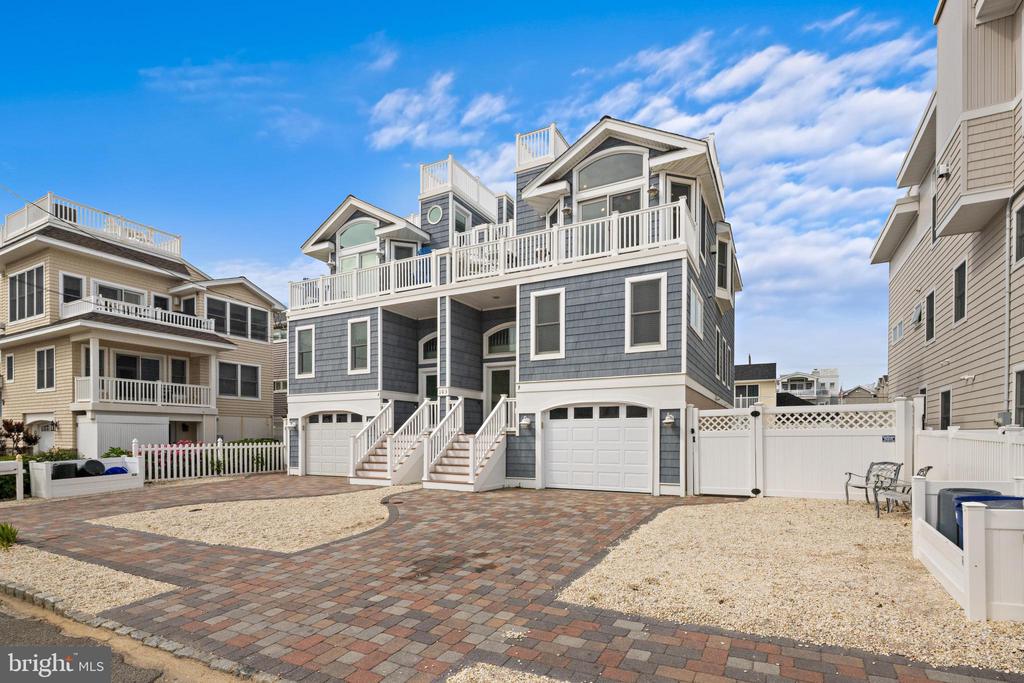 103 E LILLIE AVENUE U-B