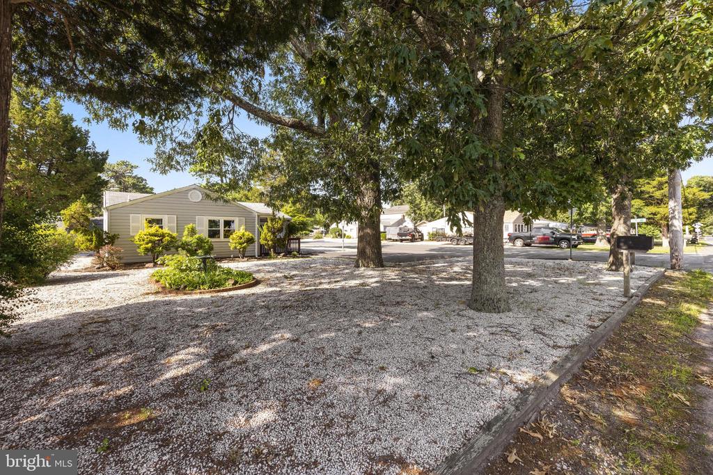 901 BEACH BOULEVARD