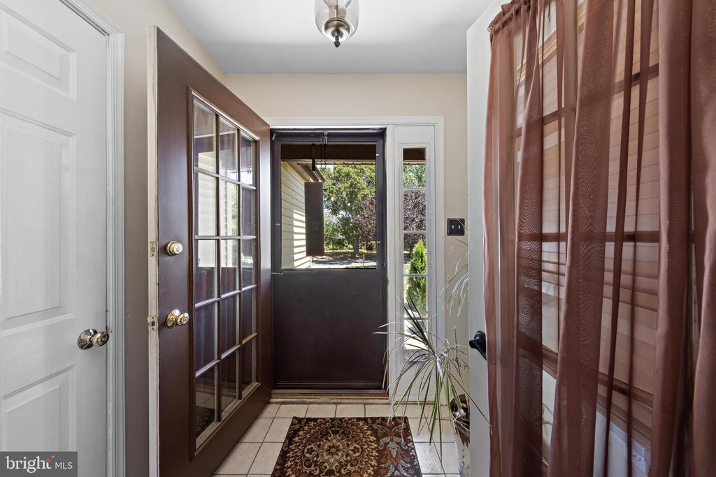 10 CEDAR AVENUE