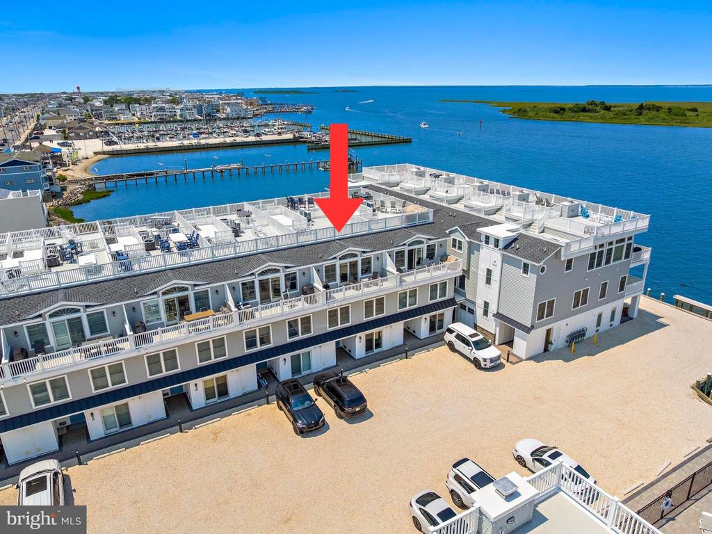 2600 LONG BEACH BOULEVARD Unit: 8