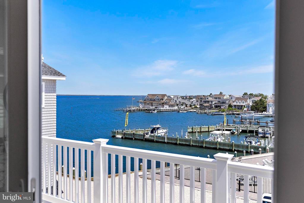 2600 LONG BEACH BOULEVARD Unit: 8
