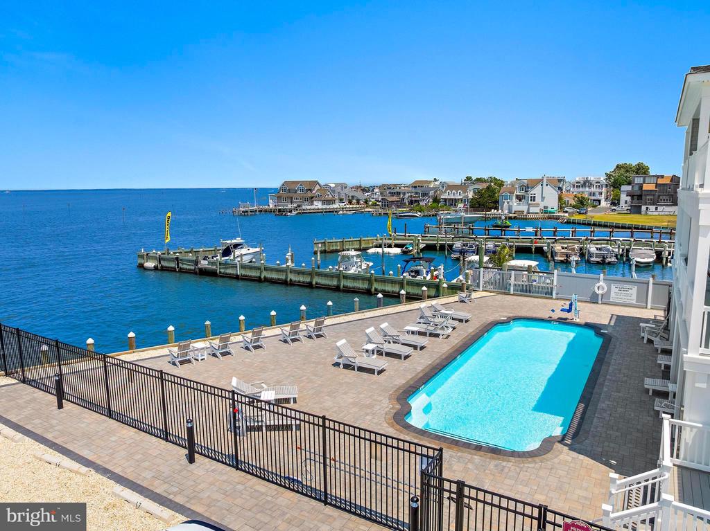 2600 LONG BEACH BOULEVARD Unit: 8