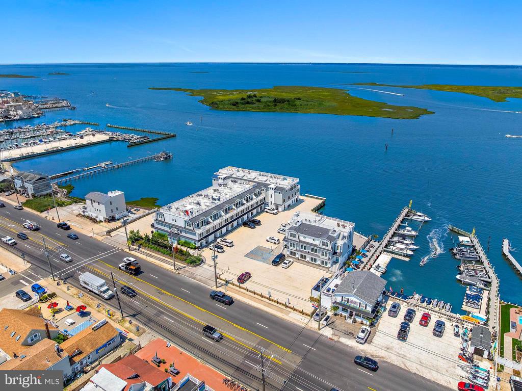 2600 LONG BEACH BOULEVARD Unit: 8
