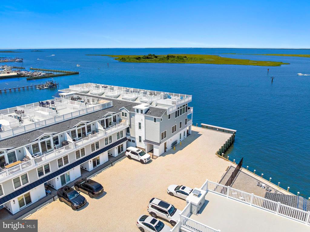 2600 LONG BEACH BOULEVARD Unit: 8