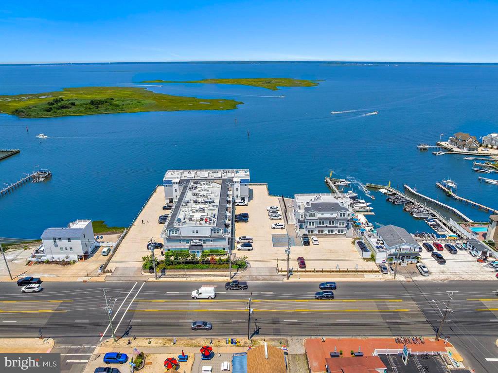 2600 LONG BEACH BOULEVARD Unit: 8
