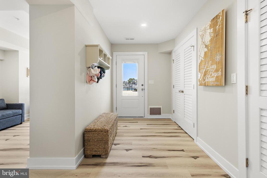 2600 LONG BEACH BOULEVARD Unit: 8