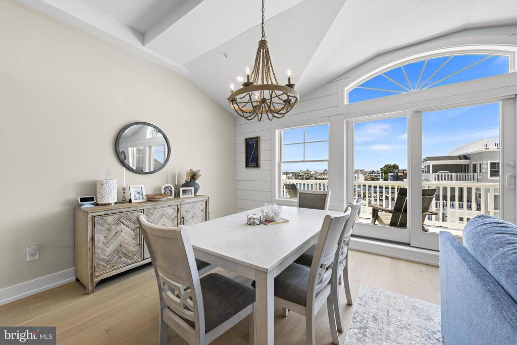 2600 LONG BEACH BOULEVARD Unit: 8