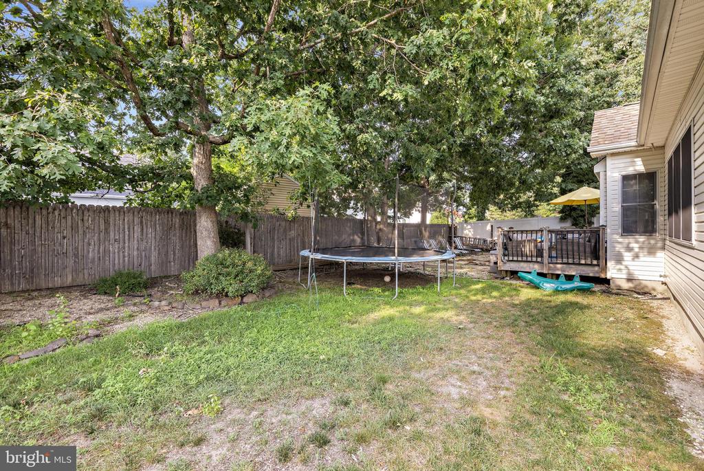 1016 BEACH LANE