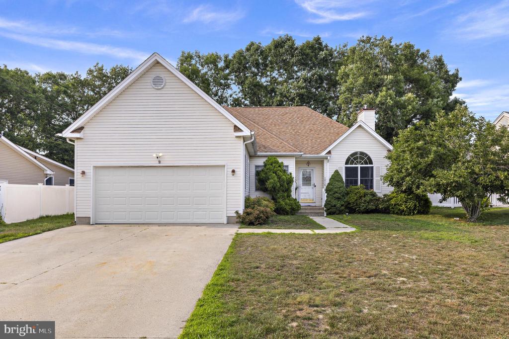 1016 BEACH LANE