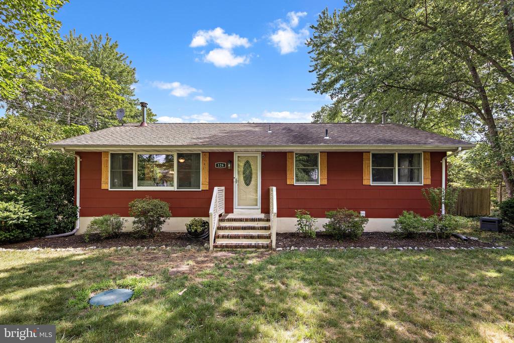 126 DIVISION STREET