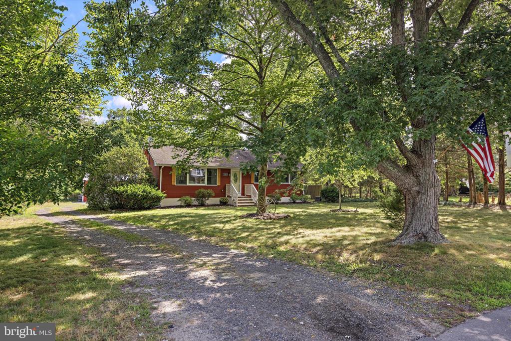 126 DIVISION STREET